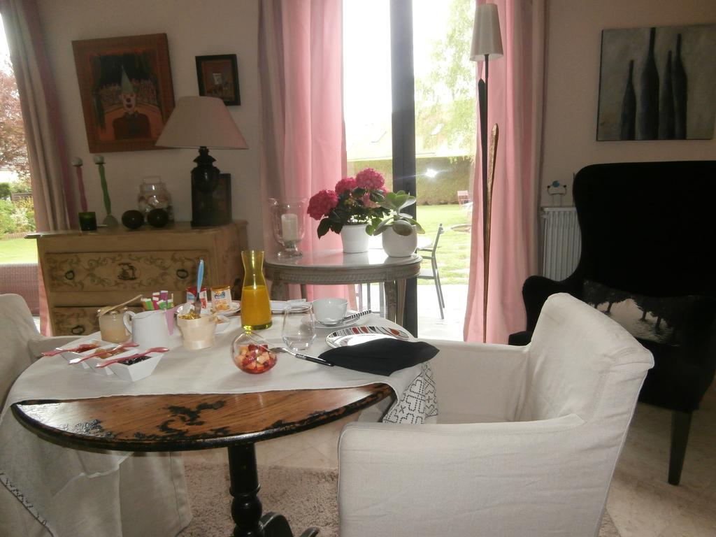 La Maison D'euphrasie D'hotes Bed & Breakfast *