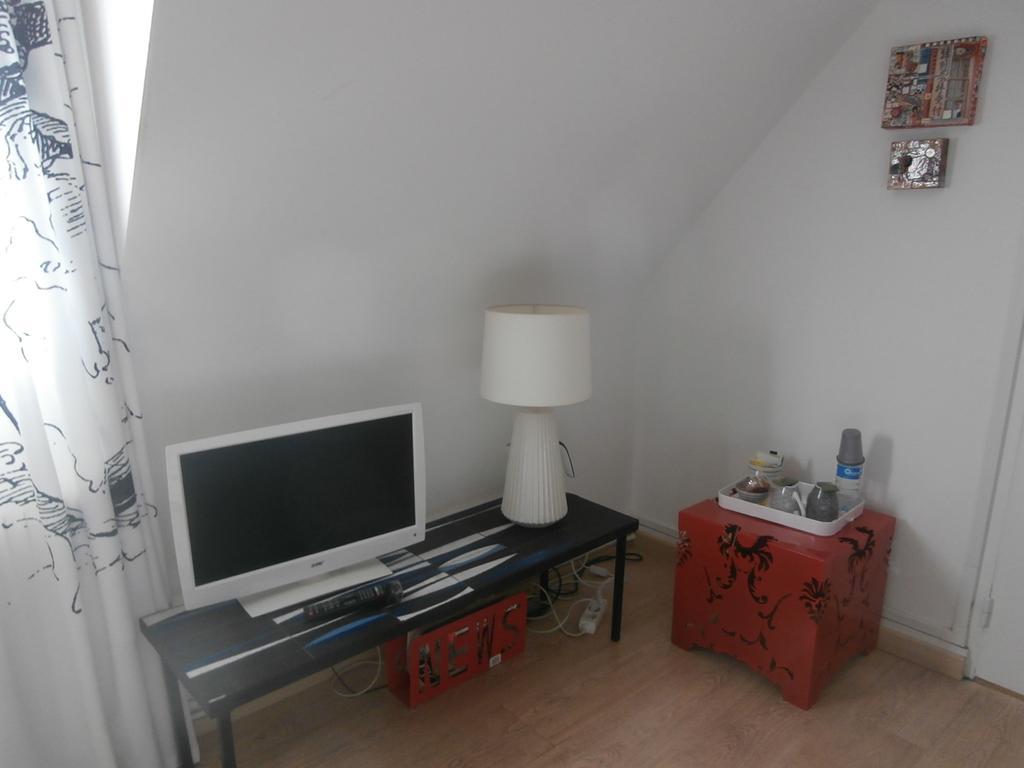 La Maison D'euphrasie D'hotes Bed & Breakfast