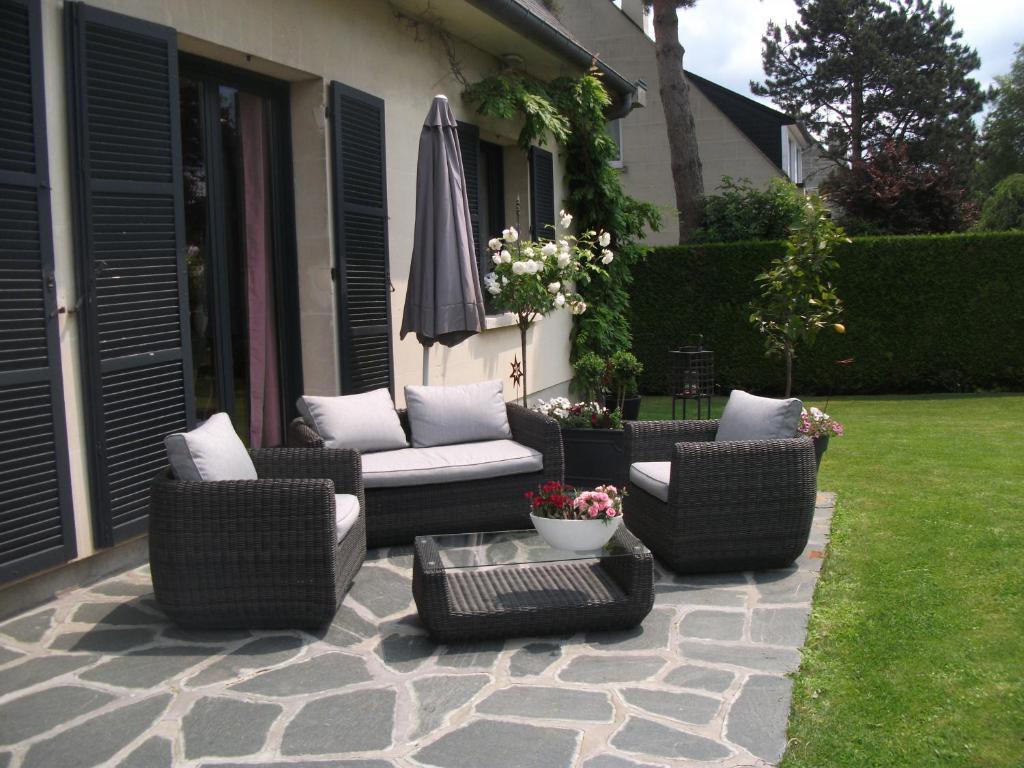La Maison D'euphrasie D'hotes Bed & Breakfast *
