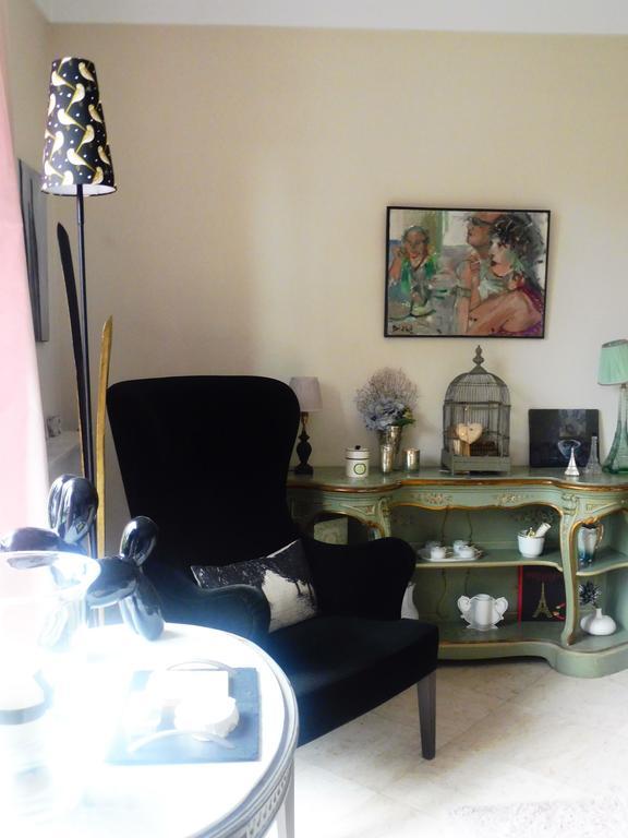 La Maison D'euphrasie D'hotes Bed & Breakfast *