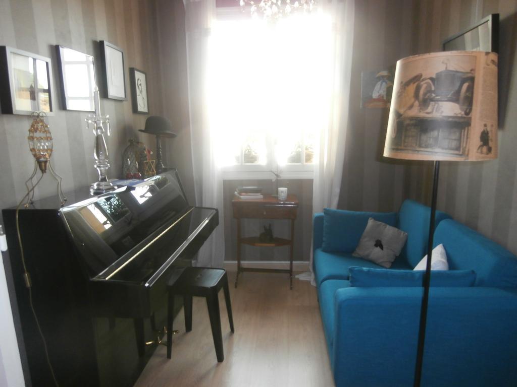La Maison D'euphrasie D'hotes Bed & Breakfast